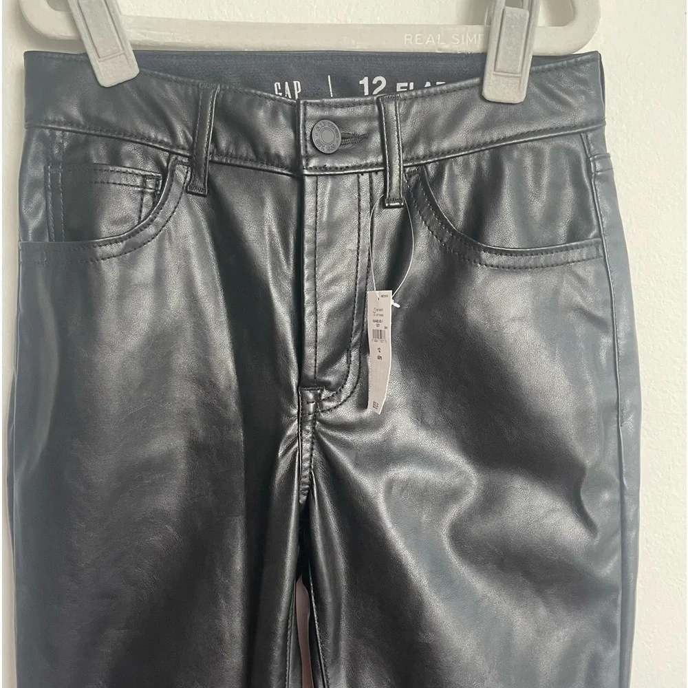 NWT Gap Kids Kids High Rise Vegan Leather Flare Pants. Size 12 - Picture 3 of 3